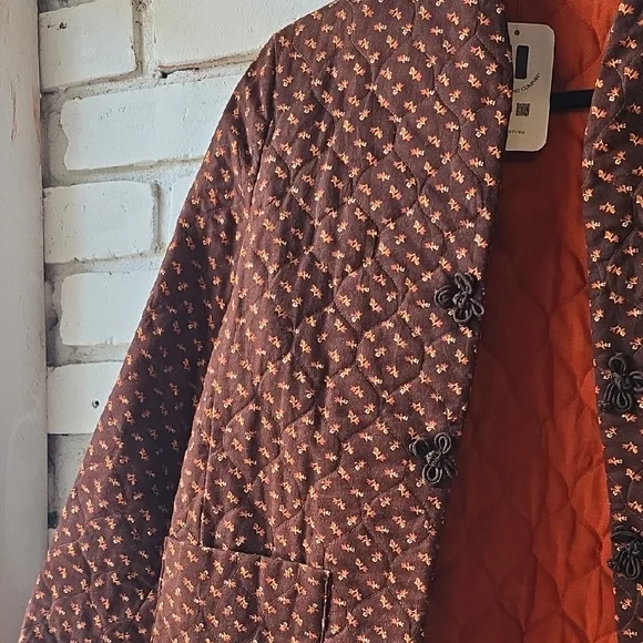 Quilted Sweater Jacket with front pocket and buttons cardigan style jacket - Picture 2 of 6